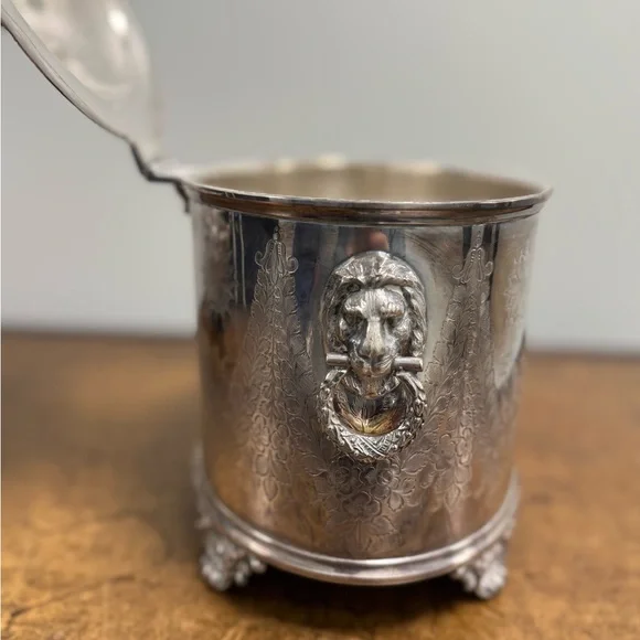Stunning silver plated large footed bisc box with lions